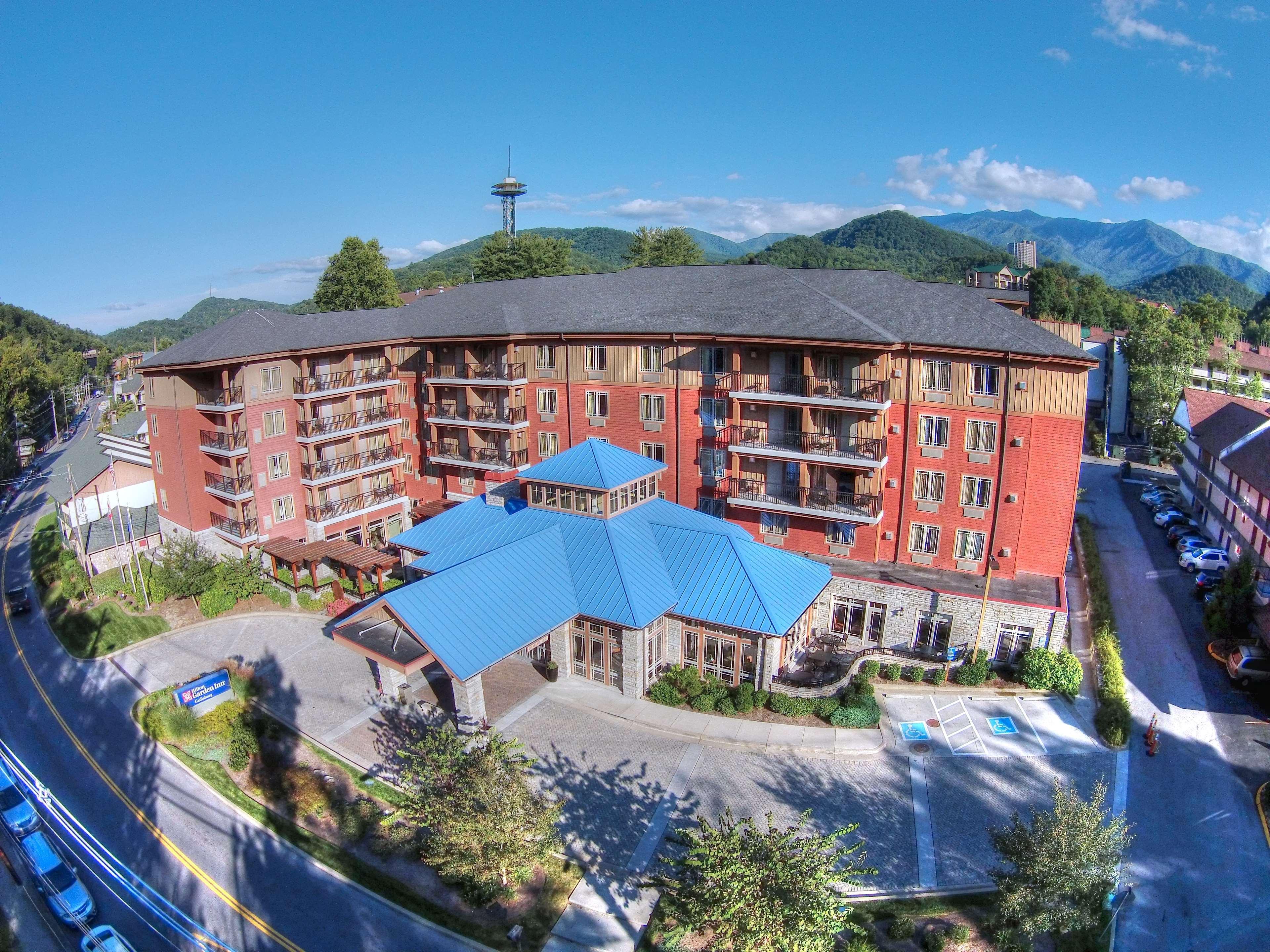 Hilton Garden Inn Gatlinburg Exterior photo