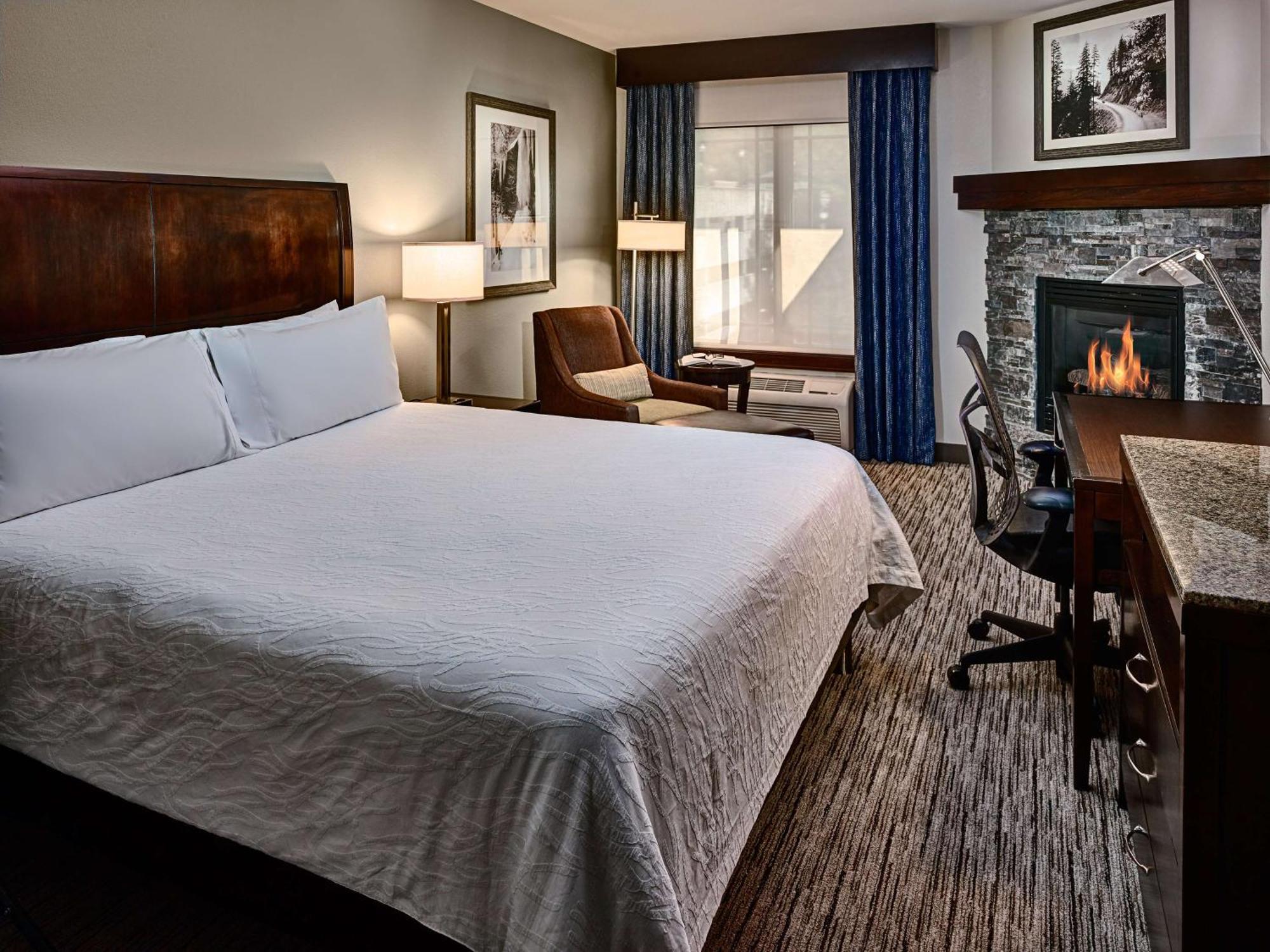 Hilton Garden Inn Gatlinburg Exterior photo