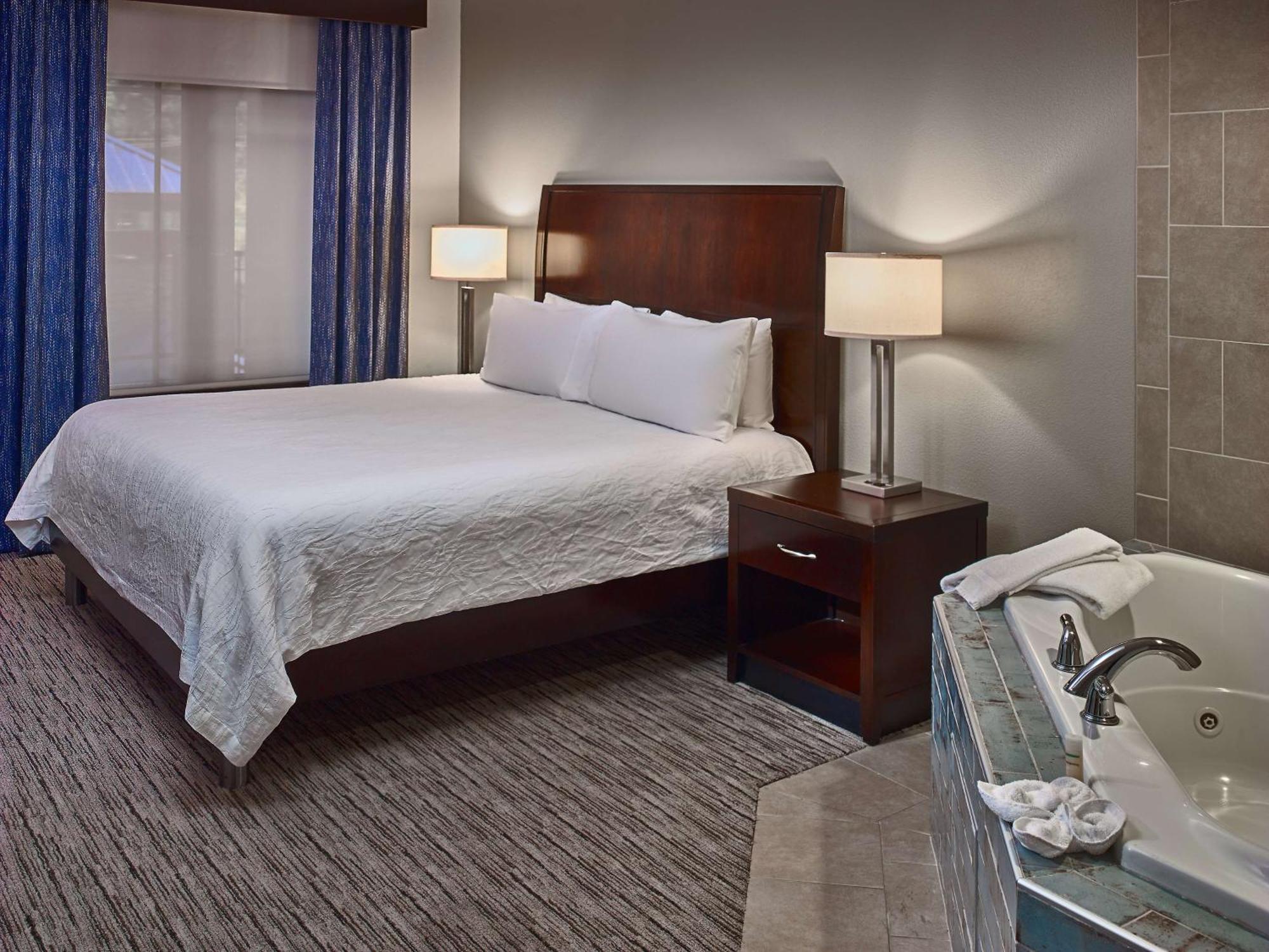 Hilton Garden Inn Gatlinburg Exterior photo