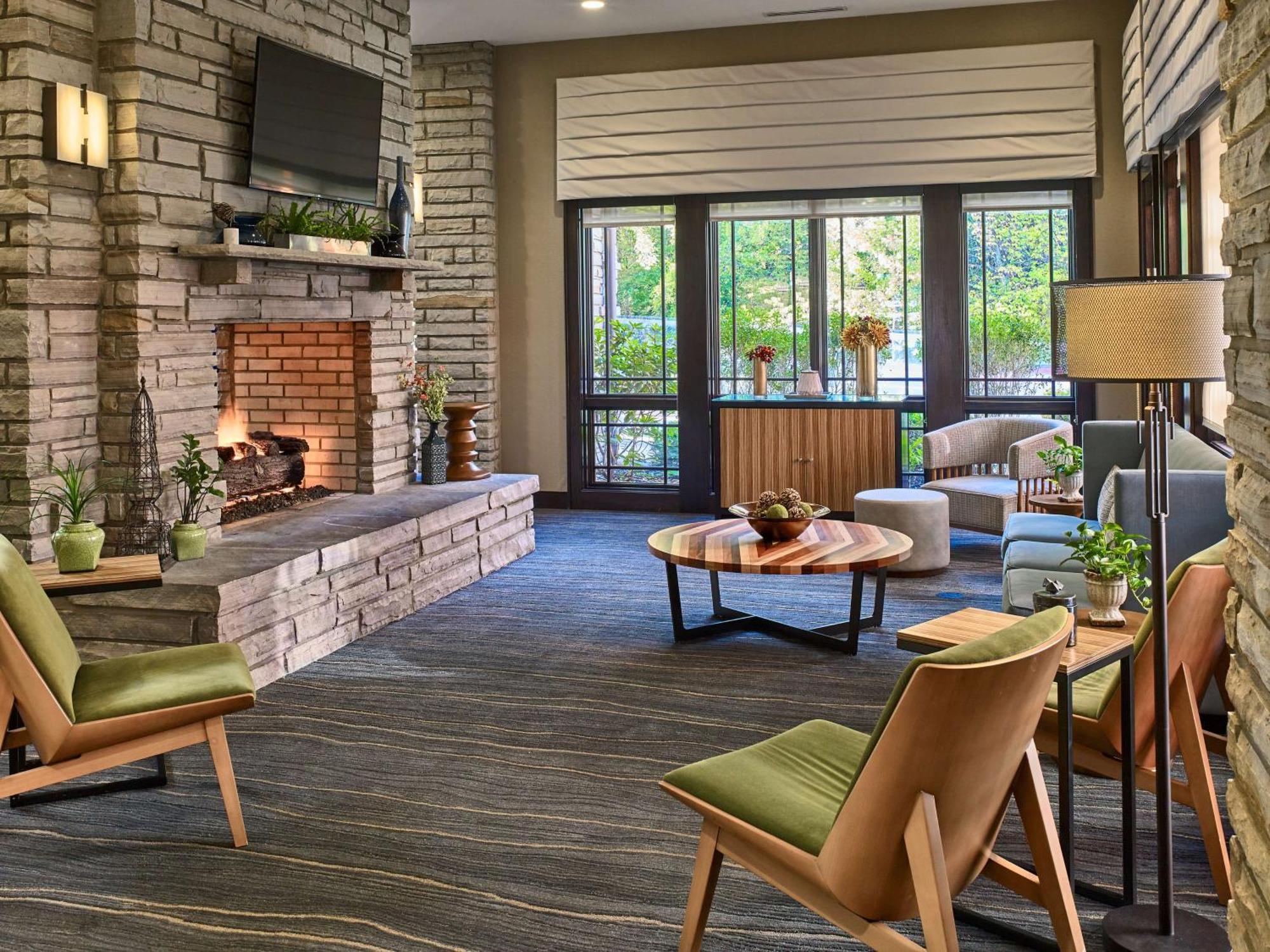Hilton Garden Inn Gatlinburg Exterior photo