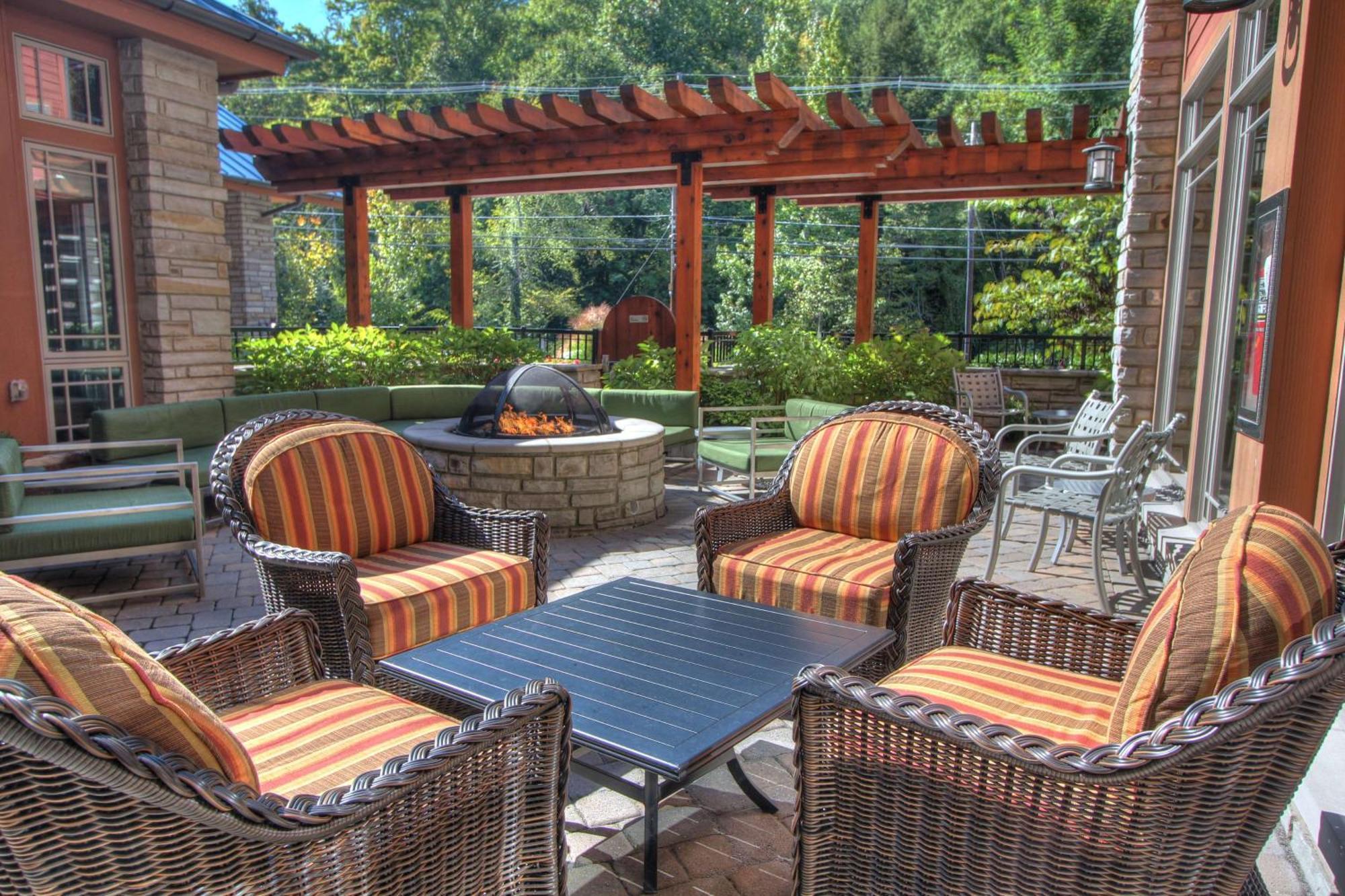 Hilton Garden Inn Gatlinburg Exterior photo